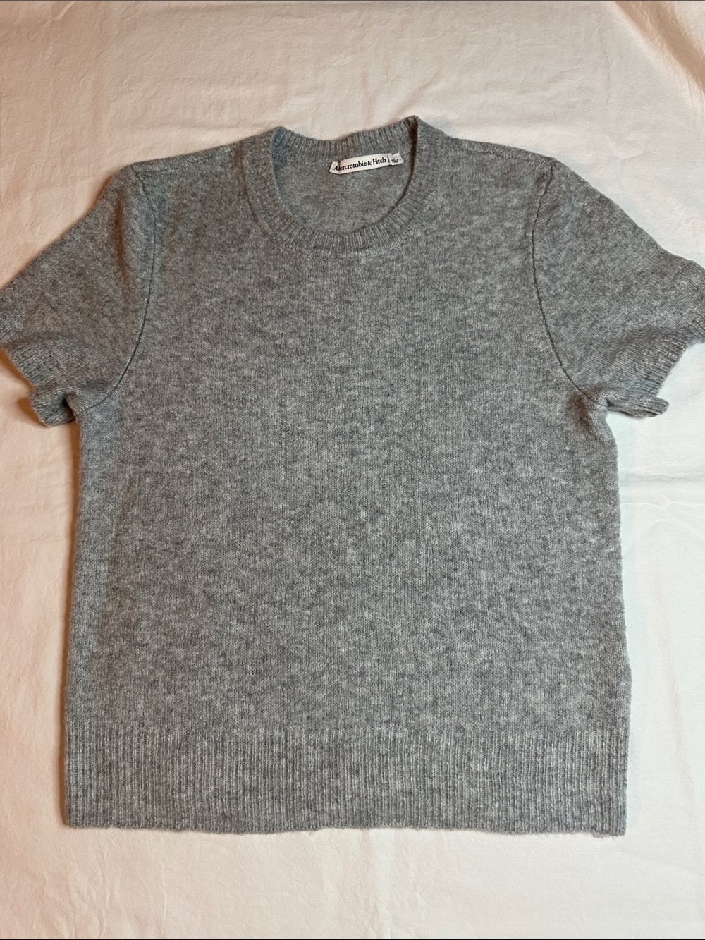 Abercrombie & Fitch Short Sleeve Knit  Sweater Size S
